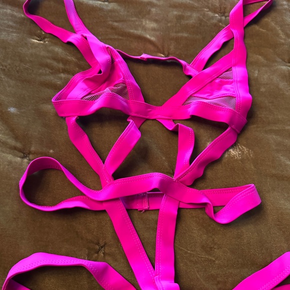 NWOT Hot Pink Unique Monokini - Picture 3 of 5